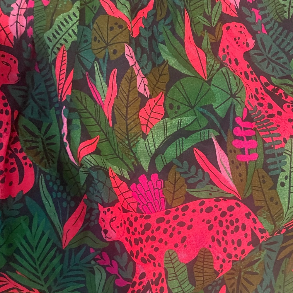 Palms Away Elastic Waist Leopard shorts - Picture 4 of 5